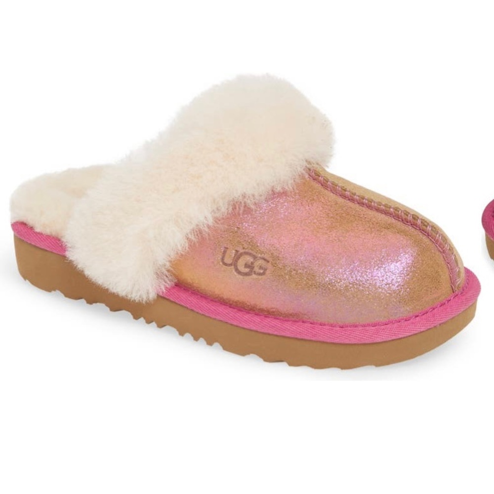 EUC UGG Cozy II Shimmer Genuine Shearling Slipper Big Girls/Womens size 6